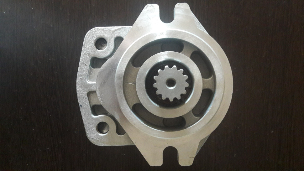 Насос гидравлический КМУ UNIC, TADANO SGP1-52L